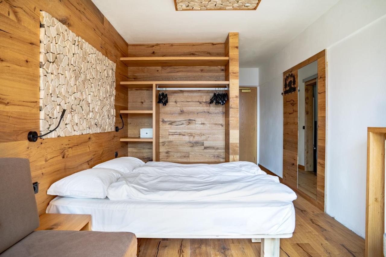Hotel Cristiania Madonna Extérieur photo